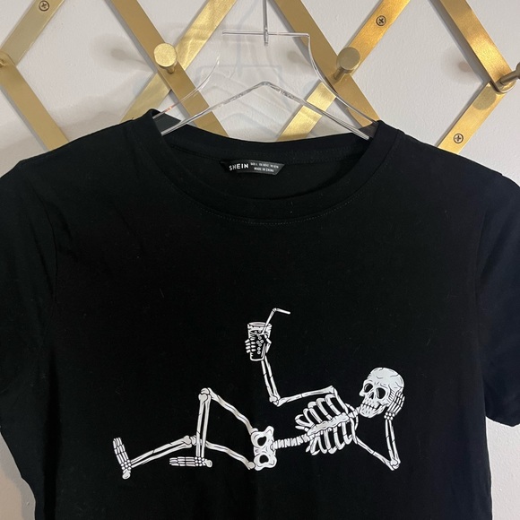 Shein Drinking Skeleton Tee Black - Picture 4 of 5